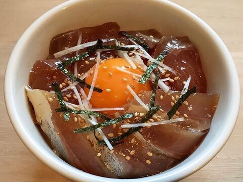 イナダの漬け丼